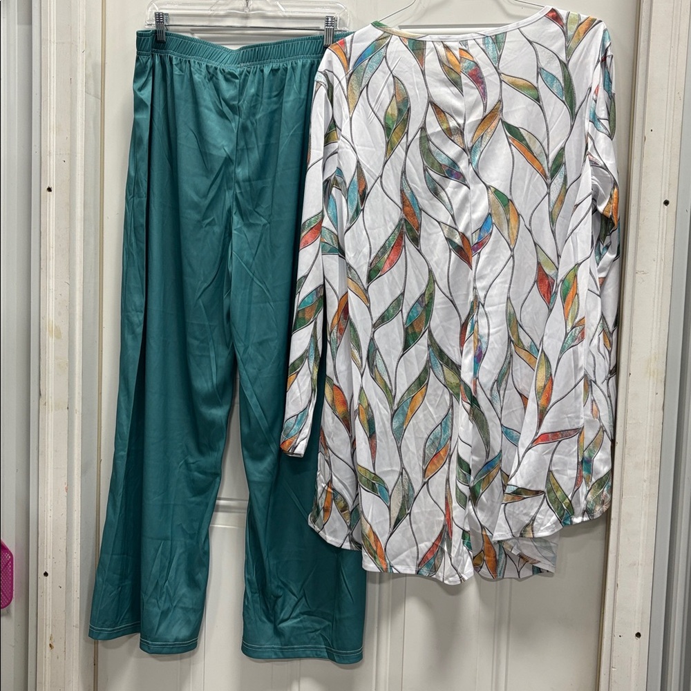 Colorful Leaf Print Top and Teal Pants Set - Picture 2 of 4